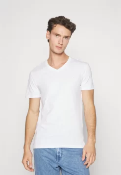 Pier One V Neck Bird Tonal 3 Pack - T-Shirt Basic - Light Brown/White/Dark Blue 12 Pier One V Neck Bird Tonal 3 Pack - T-Shirt Basic - Light Brown/White/Dark Blue -Pier One 1f5463f9c0604b97998b18e77595bc5f scaled