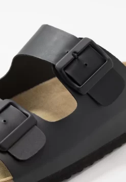 Pier One Unisex - Pantoffels - Black -Pier One 2c1088e9c35241008f77393ded163426 scaled