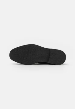 Pier One Unisex - Sportieve Veterschoenen - Black 10 Pier One Unisex - Sportieve Veterschoenen - Black -Pier One 630f2d4f28914527a4d5b7800bf92495 scaled