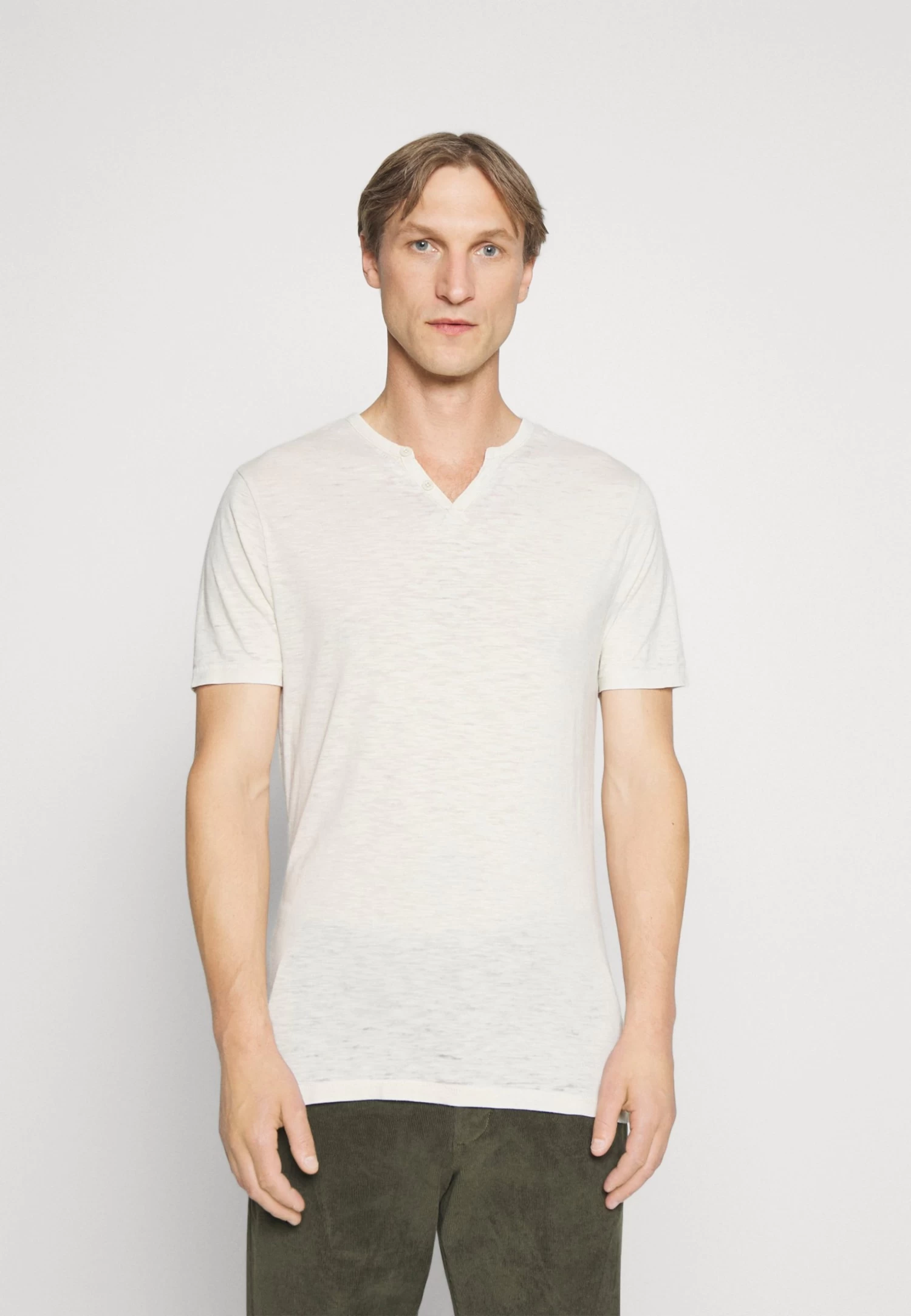 Pier One T-Shirt Basic - Off-White 1 Pier One T-Shirt Basic - Off-White
