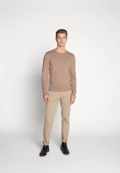 Pier One Basic Crewneck - Trui - Mottled Beige 10 Pier One Basic Crewneck - Trui - Mottled Beige -Pier One 8ab6afa896f946a0abe264ae414a2865 scaled