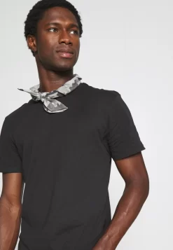 Pier One 3 Pack - T-Shirt Basic - Black/Mottled Dark Grey/Bordeaux 13 Pier One 3 Pack - T-Shirt Basic - Black/Mottled Dark Grey/Bordeaux -Pier One ae9b9691c10949c5b4edc17929f8c13a scaled