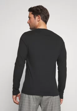 Pier One 2 Pack - Longsleeve - White/Black 10 Pier One 2 Pack - Longsleeve - White/Black -Pier One b2ae0ed0844241398576a6d2524b1cab scaled