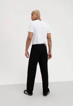 Pier One Relaxed Fit Jeans - Black Denim 8 Pier One Relaxed Fit Jeans - Black Denim -Pier One bf404b2702f147db8268635cd2118982 scaled