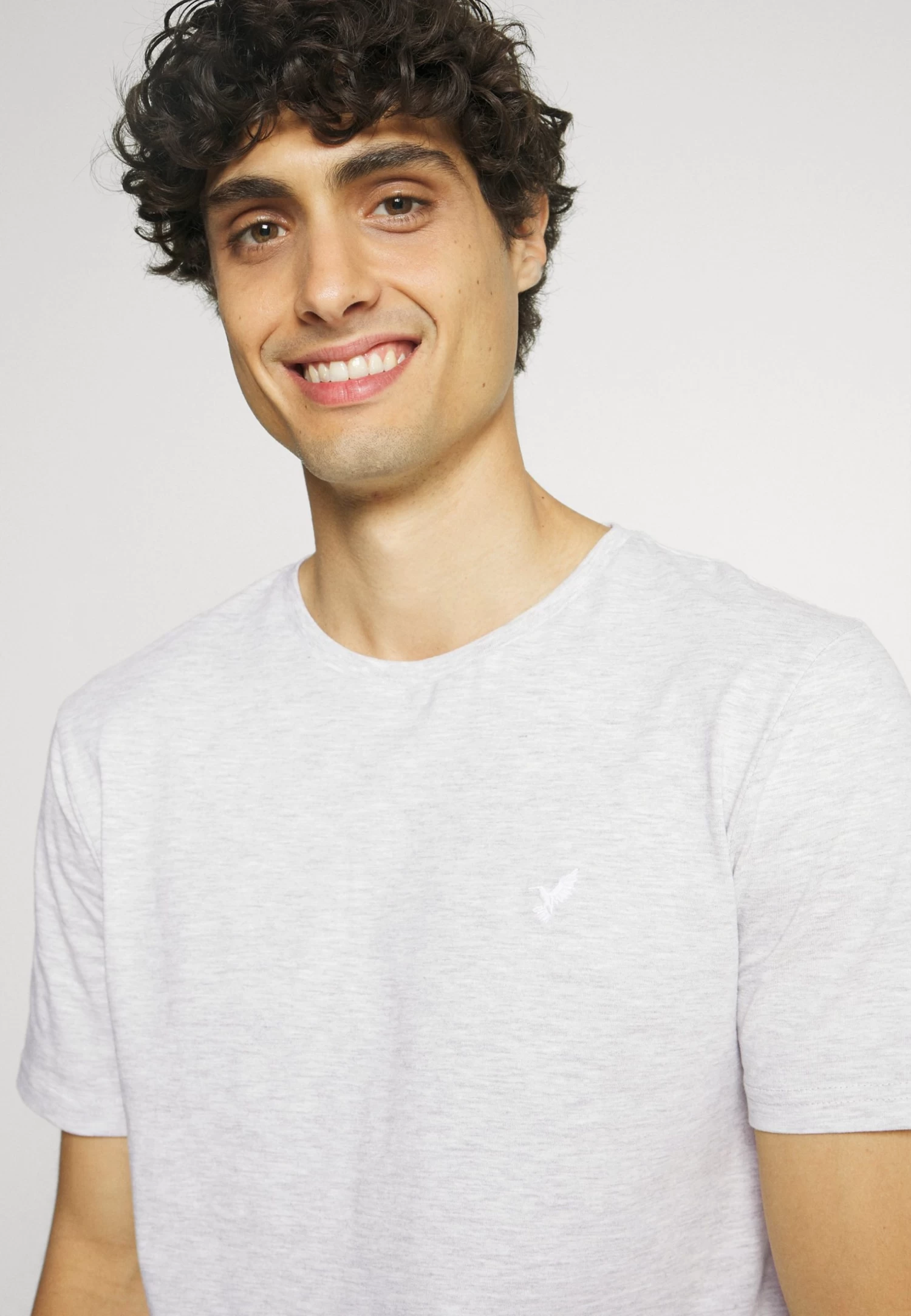 Pier One 5 Pack - T-Shirt Basic - Light Grey - 101_White - 001_Green - 602 6 Pier One 5 Pack - T-Shirt Basic - Light Grey - 101_White - 001_Green - 602 - Afbeelding 6