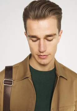 Pier One Basic Crewneck - Trui - Mottled Dark Green 11 Pier One Basic Crewneck - Trui - Mottled Dark Green -Pier One c4a75157027844b18a449c0bf30f39e5 scaled