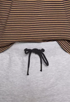 Pier One 2 Pack - Shorts -Light Grey /Black 8 Pier One 2 Pack - Shorts -Light Grey /Black -Pier One c4d577d8c6314b53bc4b281d9e735af0 scaled