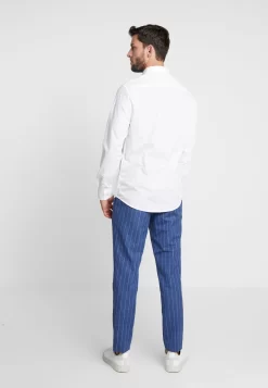 Pier One 2 Pack - Zakelijk Overhemd - White 8 Pier One 2 Pack - Zakelijk Overhemd - White -Pier One fe3882eaf28b48838ea76cbb4b0ad904 scaled